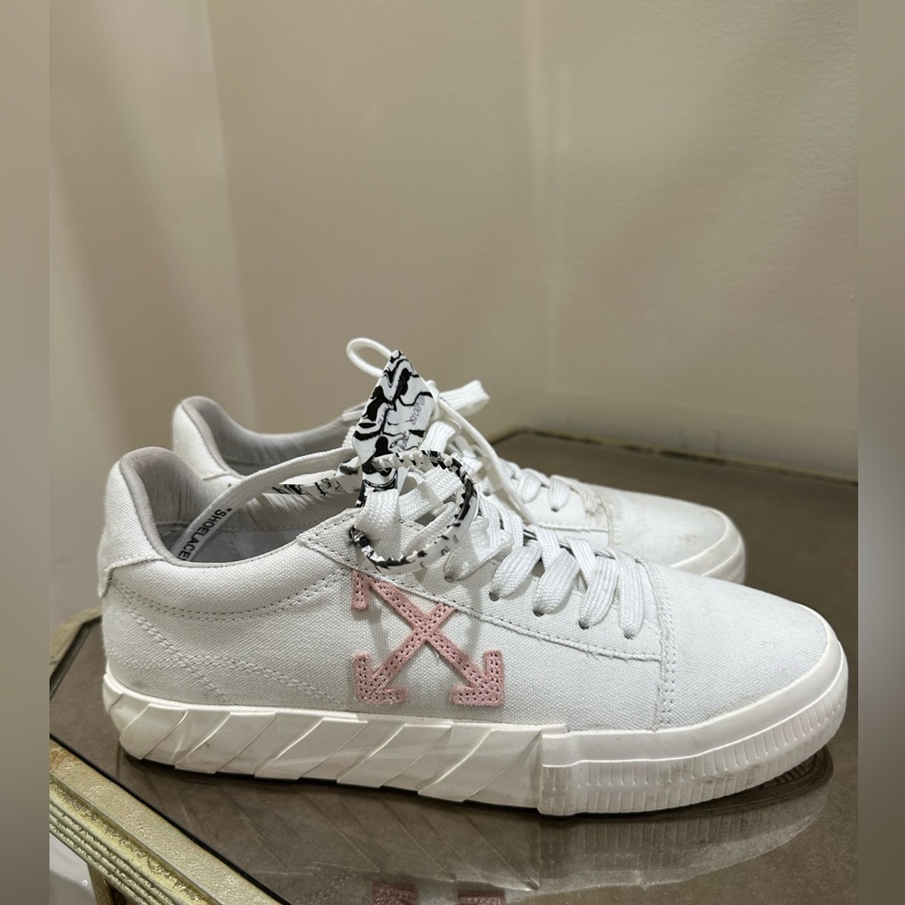 OFF-WHITE Vulc Low Eco Canvas